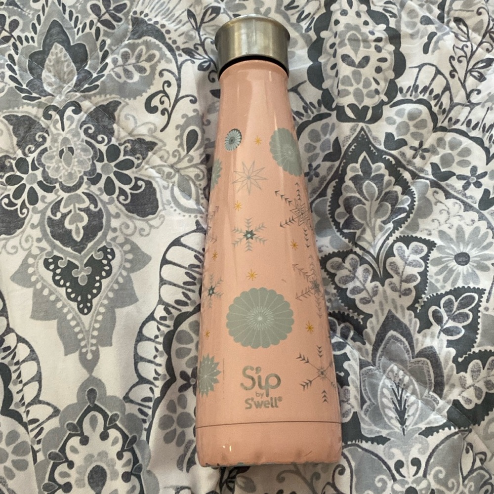 Sip by Swell water bottle